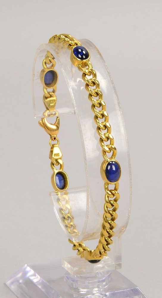 Panzerarmband, 750 GG (gest.), mit 5x Saphir-Cabochons, Karabinerschließe; Gew. 17 g