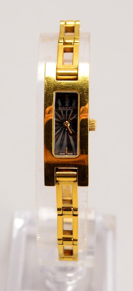 Vintage-DAU, Gucci 'Timepieces 3900 L', Quarz, mit Stahl-Geh./Armband - Fkt. ungeprüft