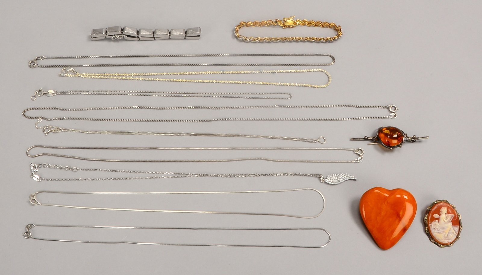 Silberschmuck, versch. Teile und Ausf.: Halsketten, Armbänder, u.a.; Gew. 60 g
