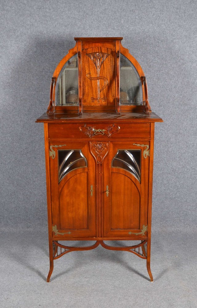 Vertiko, Mahagoni massiv, mit Jugendstil-Schnitzereien/-beschlägen, verspiegelt