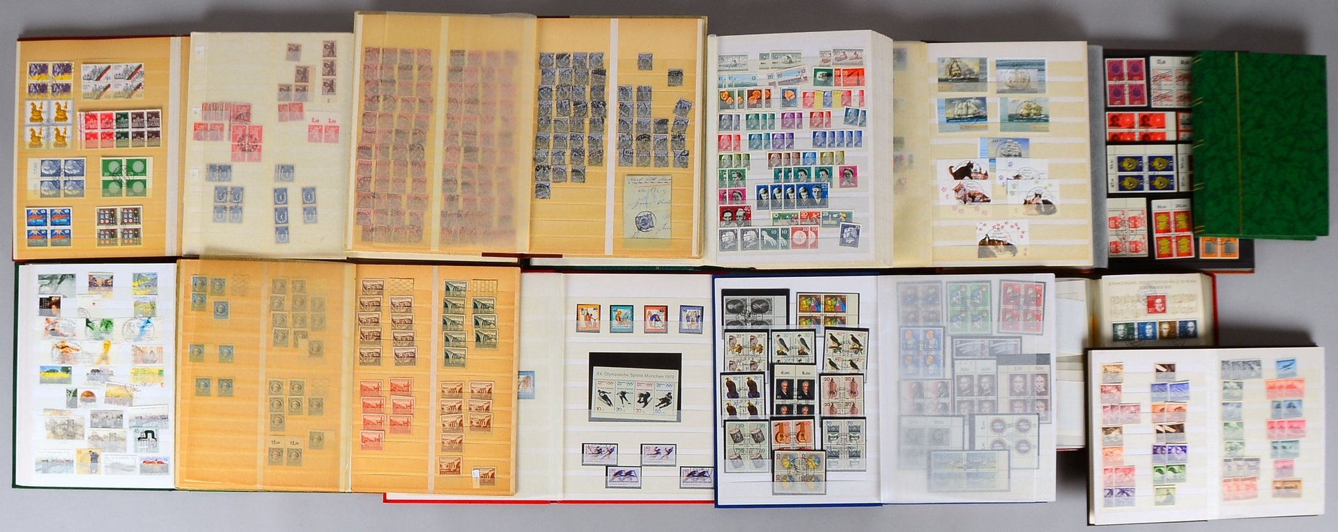 Briefmarkensammlung, 'Deutschland': 'Deutsches Reich' bis zur Gegenwart, in 13x Alben