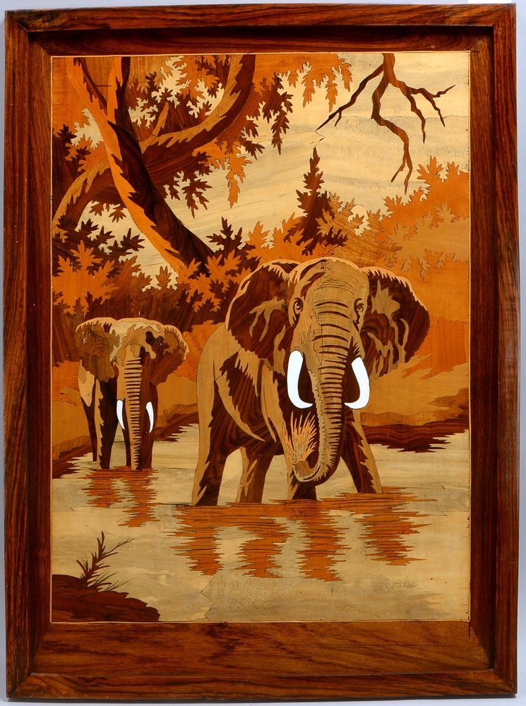 Holztafel, 'Elefanten im Wasser', feine Intarsienarbeit; Rahmenmaße 88 x 65 cm