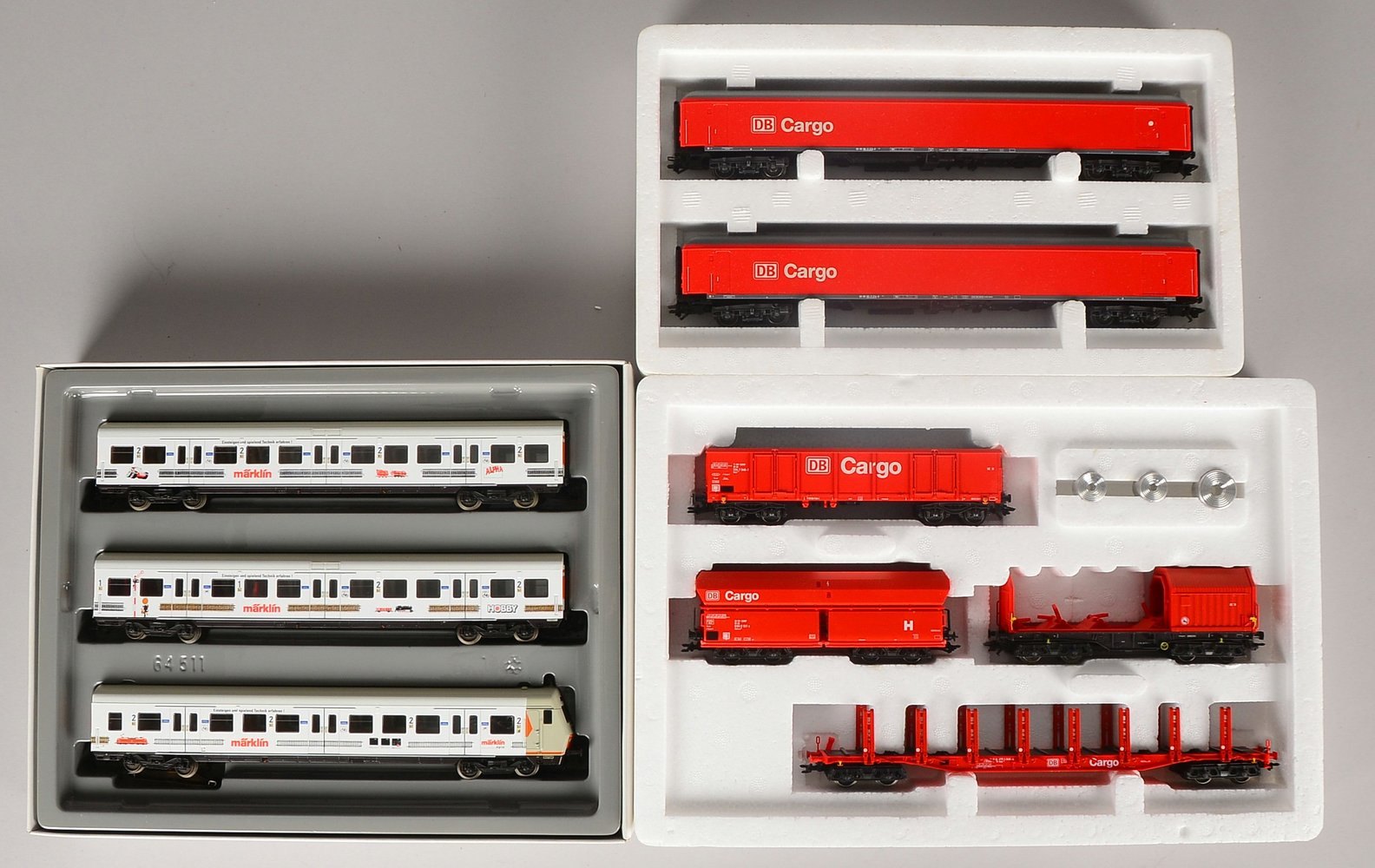 Märklin 'H0', 3 Sets: '4390 S-Bahn', '46220 Cargo-Güterwagen', '42902 Info-Wagen'