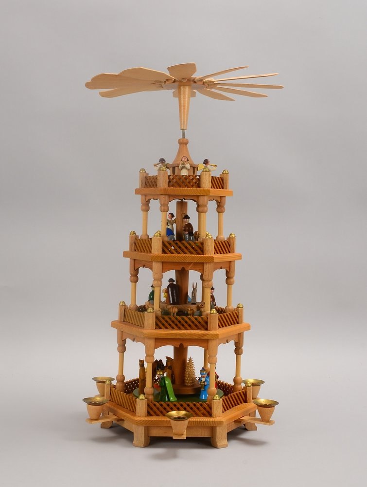 Erzgebirge-'Weihnachtspyramide' - 'Heilige Nacht', 3-stöckig, Handarbeit; Höhe 56 cm