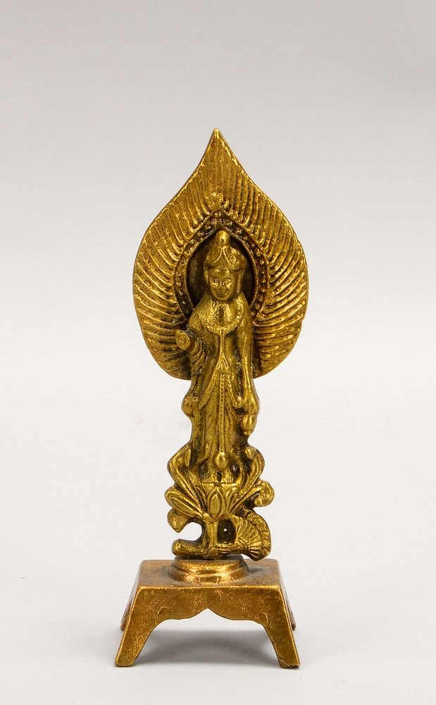 Bronzefigur (China, 2. Hälfte 20. Jh.), 'Buddha' - in Mandorla/verso mit chin. Kalligr.