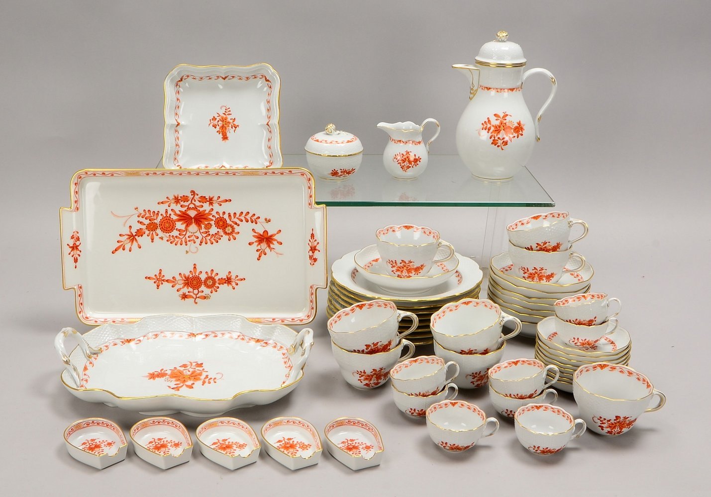 Meissen (2-gestr.), Kaffee-/Mokkaservice, 'Alt-Osier', korallenf. ind. Malerei, für 8 Pers.