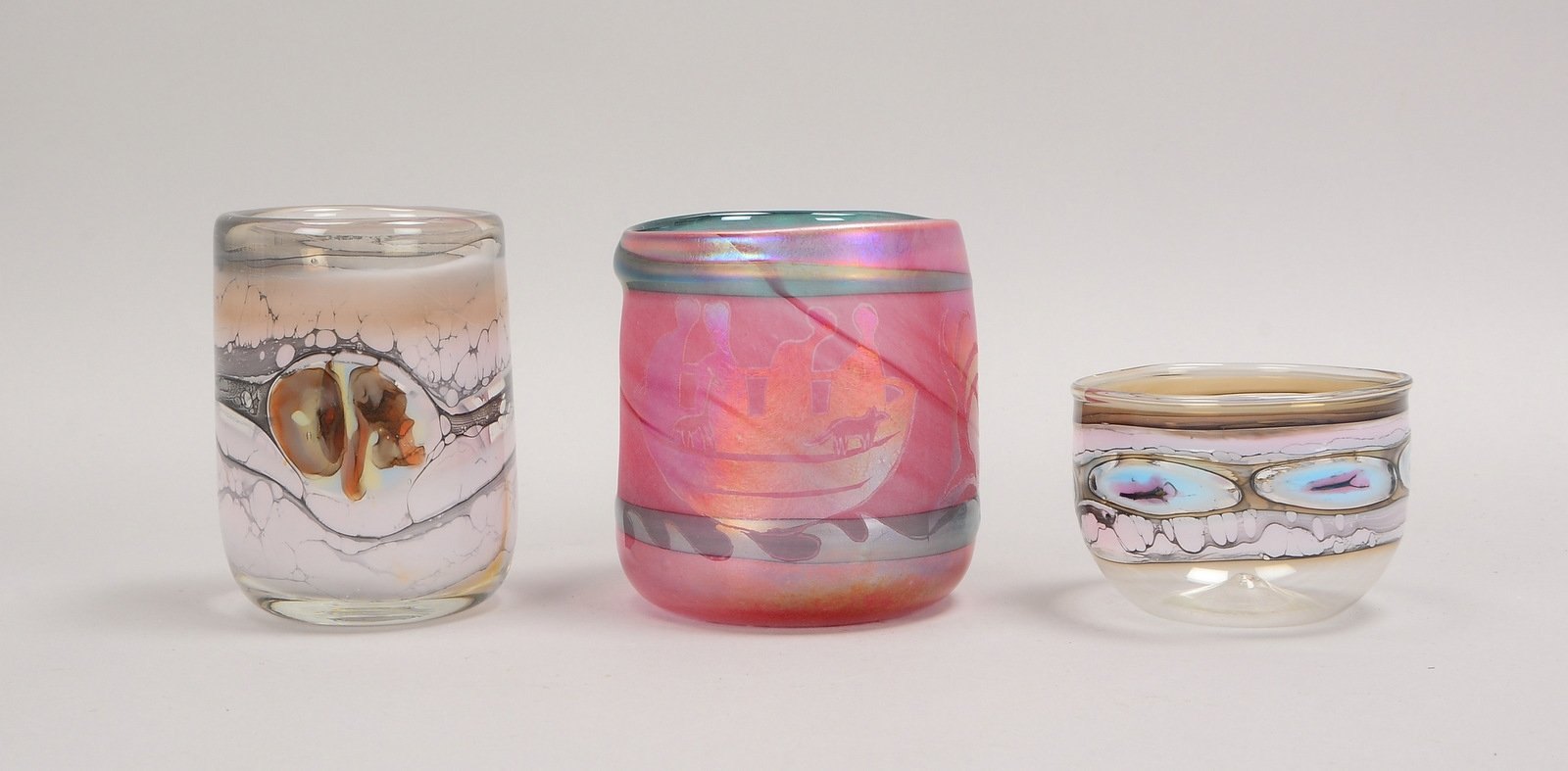 Molnar, Pavel, 3x Künstler-Glasvasen, jeweils signiert; Höhe 6 cm - Höhe 11 cm