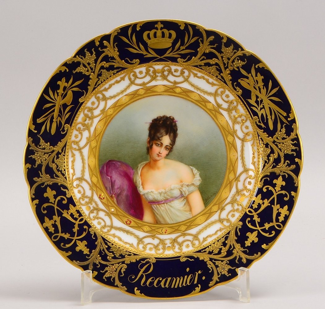 Sèvres-Teller mit handgem. Portrait 'Mme Récamier', sign. 'Delacroix', goldstaff.; Ø 26 cm