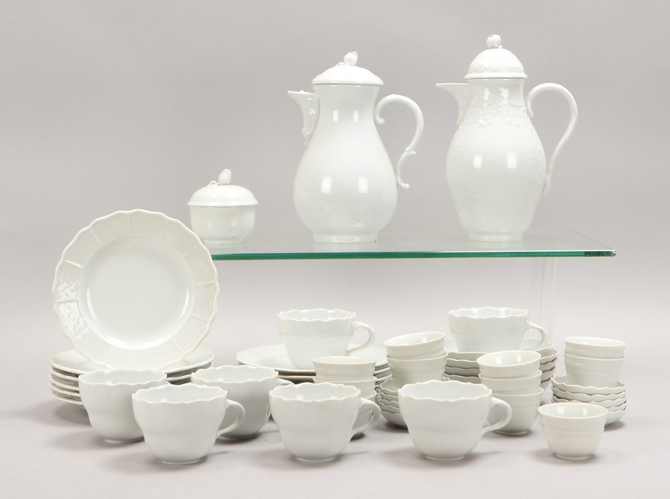 Meissen (2-gestrichen), Kaffee-Restservice, Weißporzellan, 47-teilig
