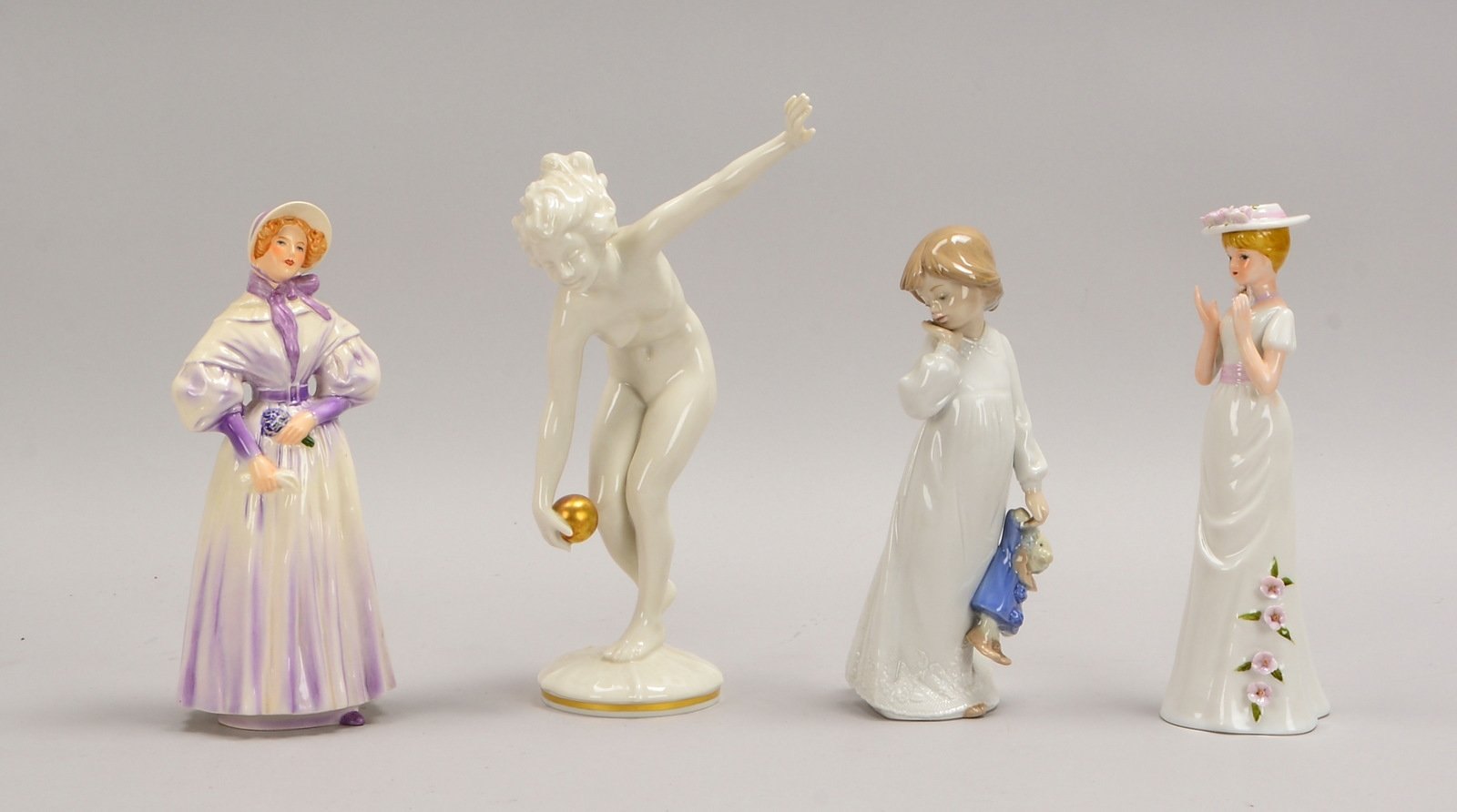 4x Porz.-Figuren, 'Junge Frauen': je 1x Hutschenreuther, 1x Lladro, 1x Goebel, 1x ungem.