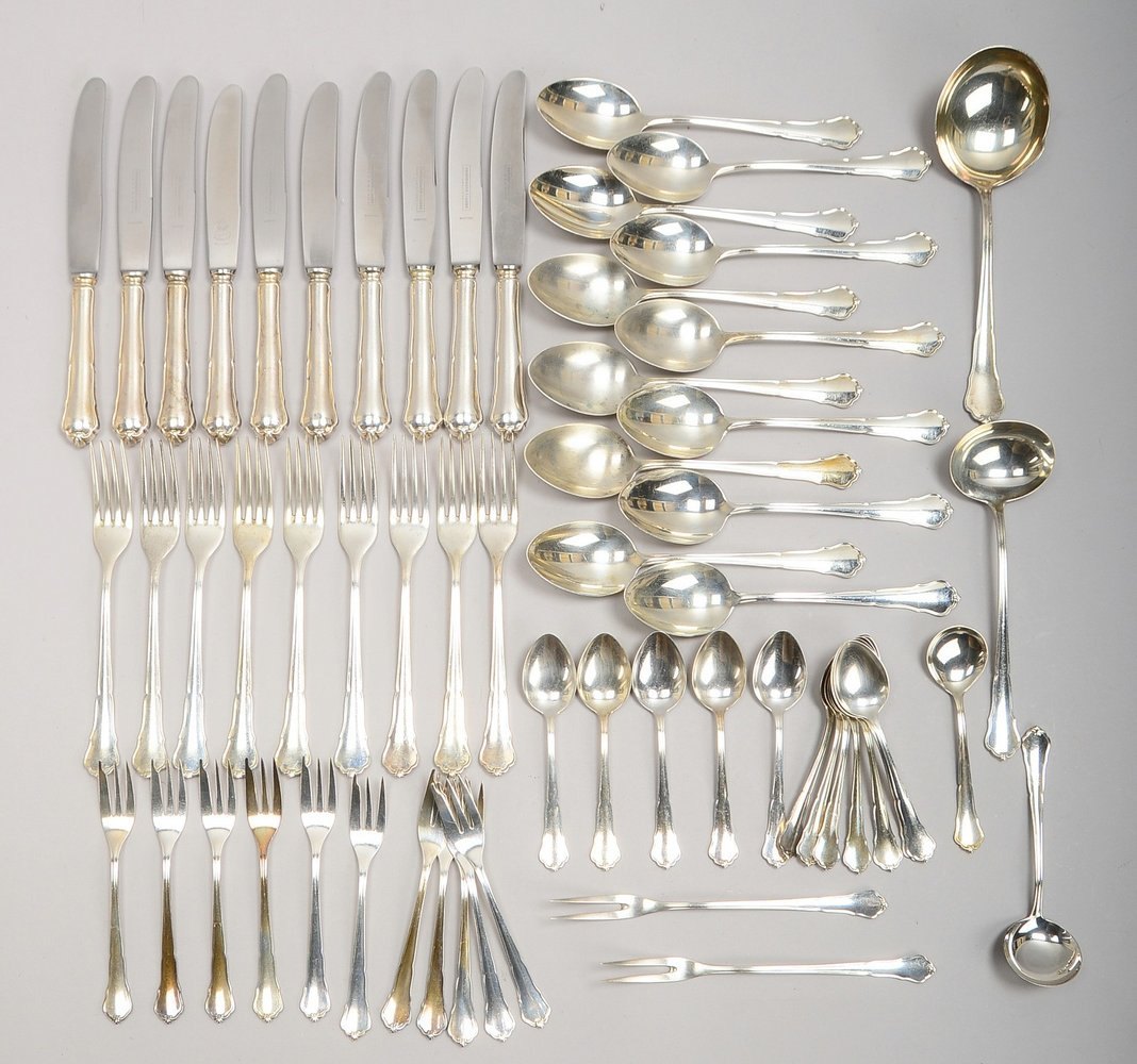Tafelbesteck, 800 Silber, Dresdner Barockrand, div. Teile/Vorlegeteile; Gew. Silber 1.833 g