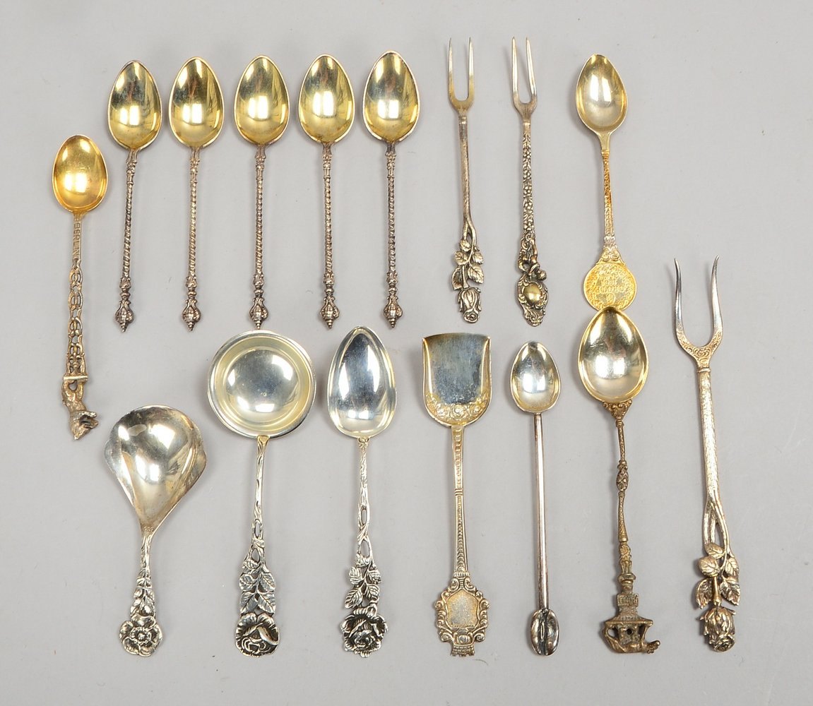 Kl. Tafelsilber-Konvolut, versch. Silbergehalte und Teile; Gew. 182 g