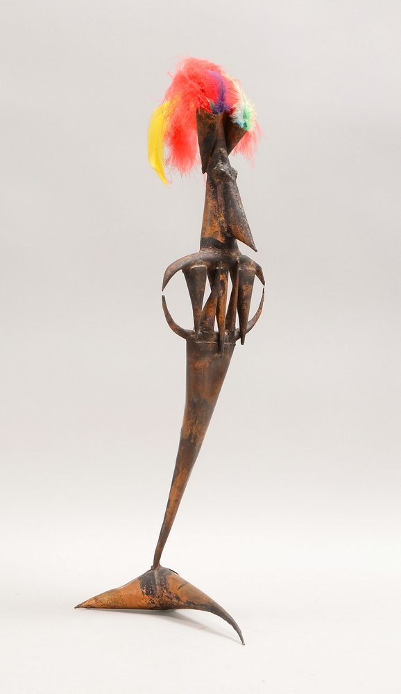 Kreienborg, Ingelore, Skulptur, 'Ohne Titel', Kupfer und Federn, unsign.; Höhe 58 cm