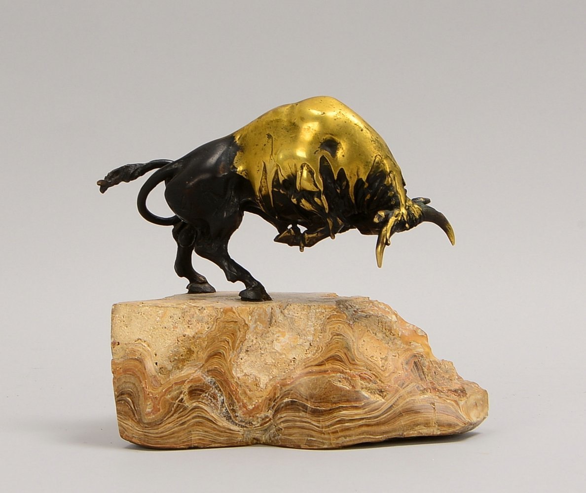 Shekerov, Seyfettin, Bronzeskulptur, 'Rasender Stier', sign., auf Marmorsockel