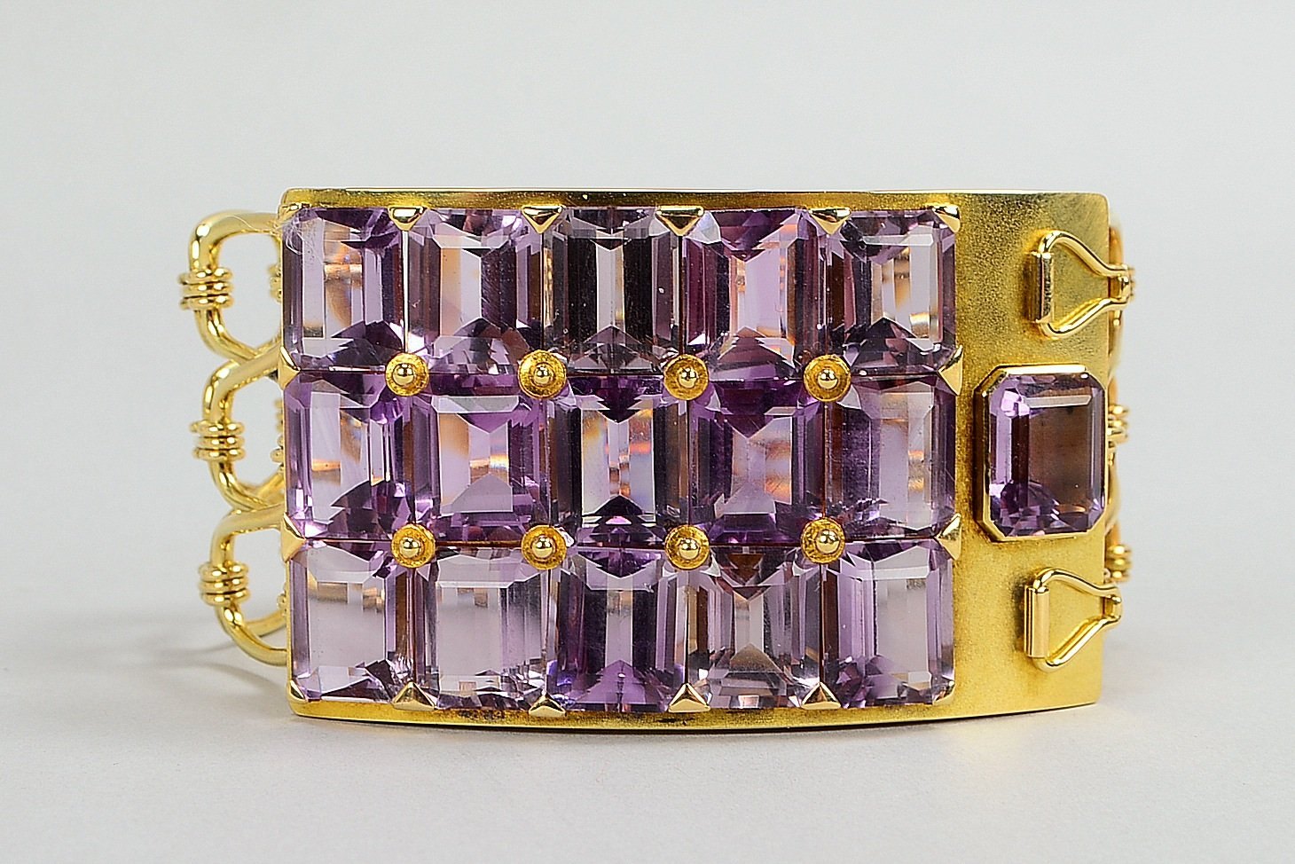 Armband, 585 GG (gest.), 16x brasil. Amethyste/10 x 12 mm, Steckschließe, Gew. 91 g