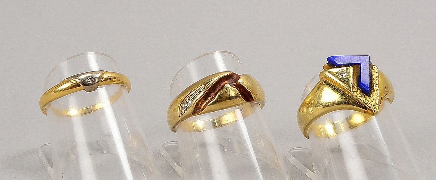 3x Ringe: 1x 750 GG (gest.), RG 54, Gew. 1,60 g; und 2x 585 GG (gest.), Gew. 7,30 g