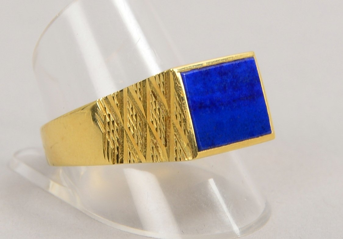 Herrenring, 585 GG (gest.), besetzt mit Lapislazuli-Platte; RG 65/66, Gew. 6,60 g