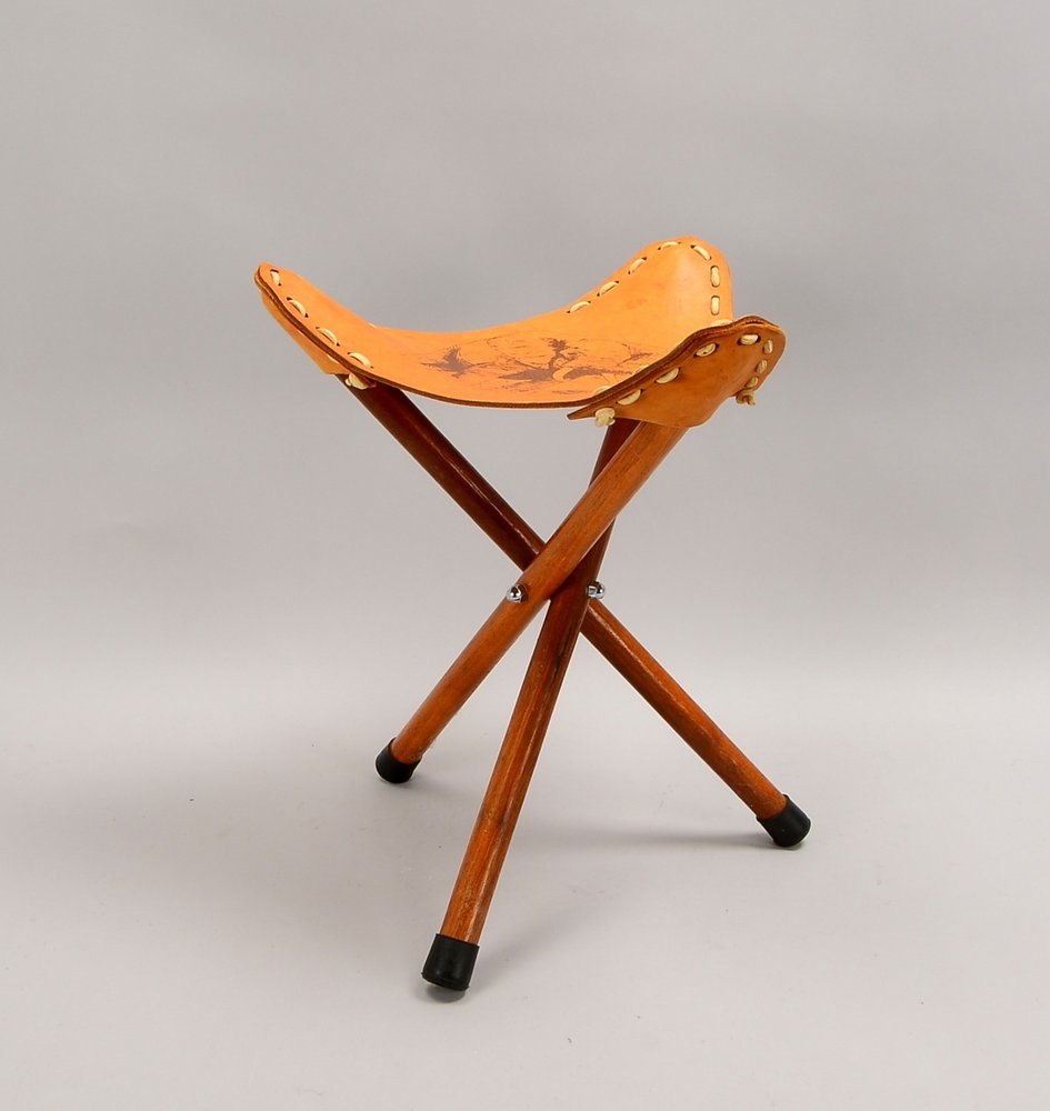 Safarihocker, klappb. Holzgestell, Starkleder-Sitzfl. mit Motiv, 'Elefant'; Höhe 47 cm