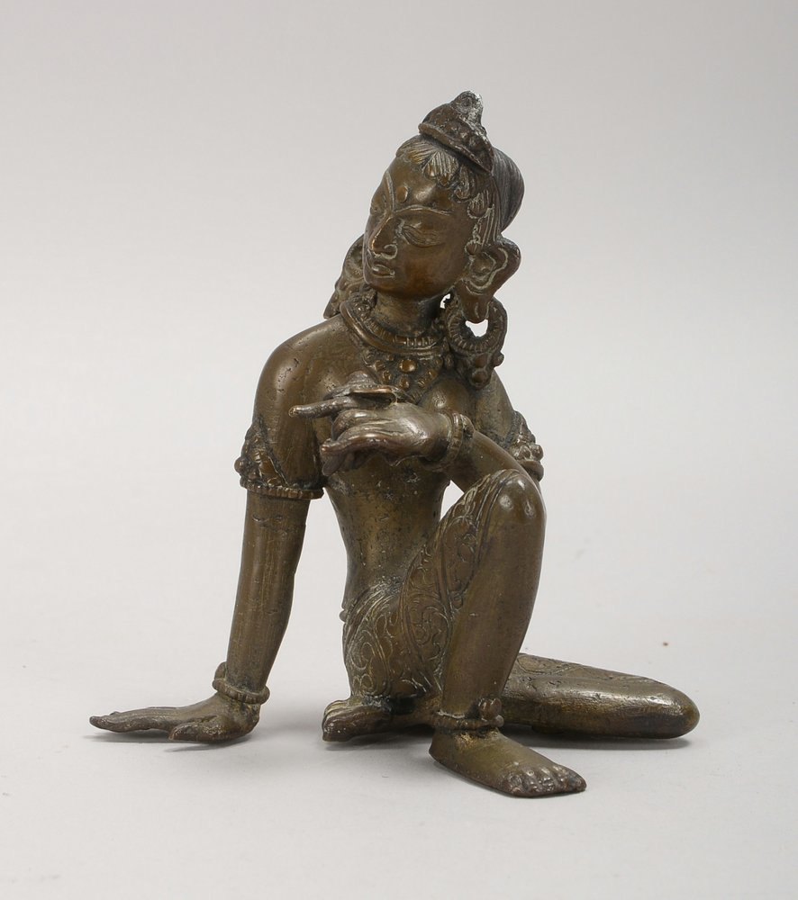 Kleine Bronzeskulptur (Indien), 'Tanzender Buddha'; Höhe 13 cm