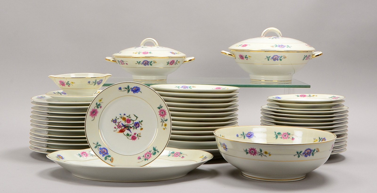 Ch. Field Haviland/Limoges, Speiseporz., polychr. Dekor, elfenbeinf. Rand, für 12 Pers.