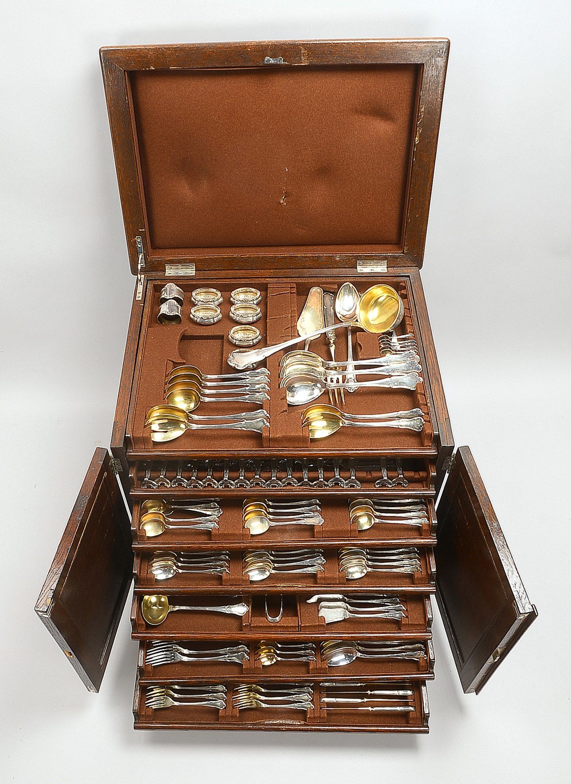 Koch & Bergfeld, umfangr. Tafelbesteck, 800 Silber, für 18 Pers., div. Teile; Silber-Gew. 10.660 g