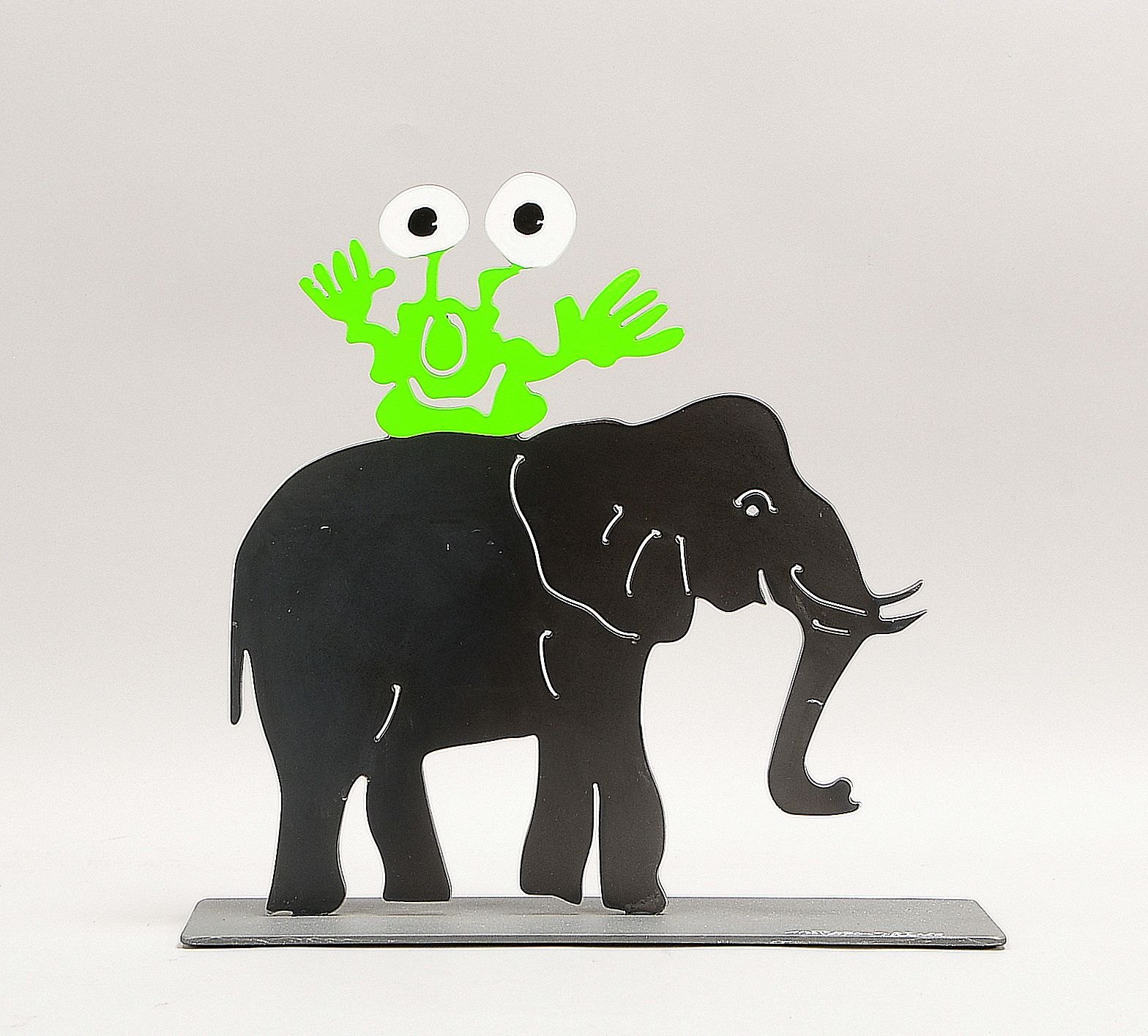 Preller, Patrick, Eisenskulptur, 'Monster auf Elefant', Aufl. '1/30', signiert; Höhe 43 cm
