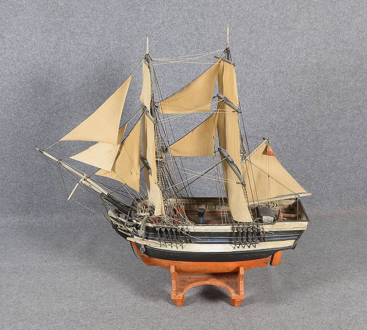 Gr. Schiffsmodell (Handarb.), Rostocker Brigg 'Paul' - erbaut 1845, Holz/Leinen; Länge 130 cm