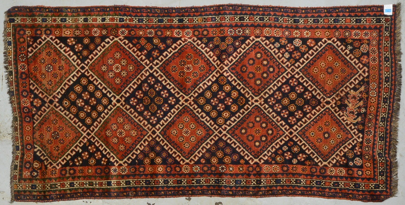 Gashgai-Brücke, älter; Maße 240 x 120 cm (im Flor mit leichten Gebrauchsspuren)