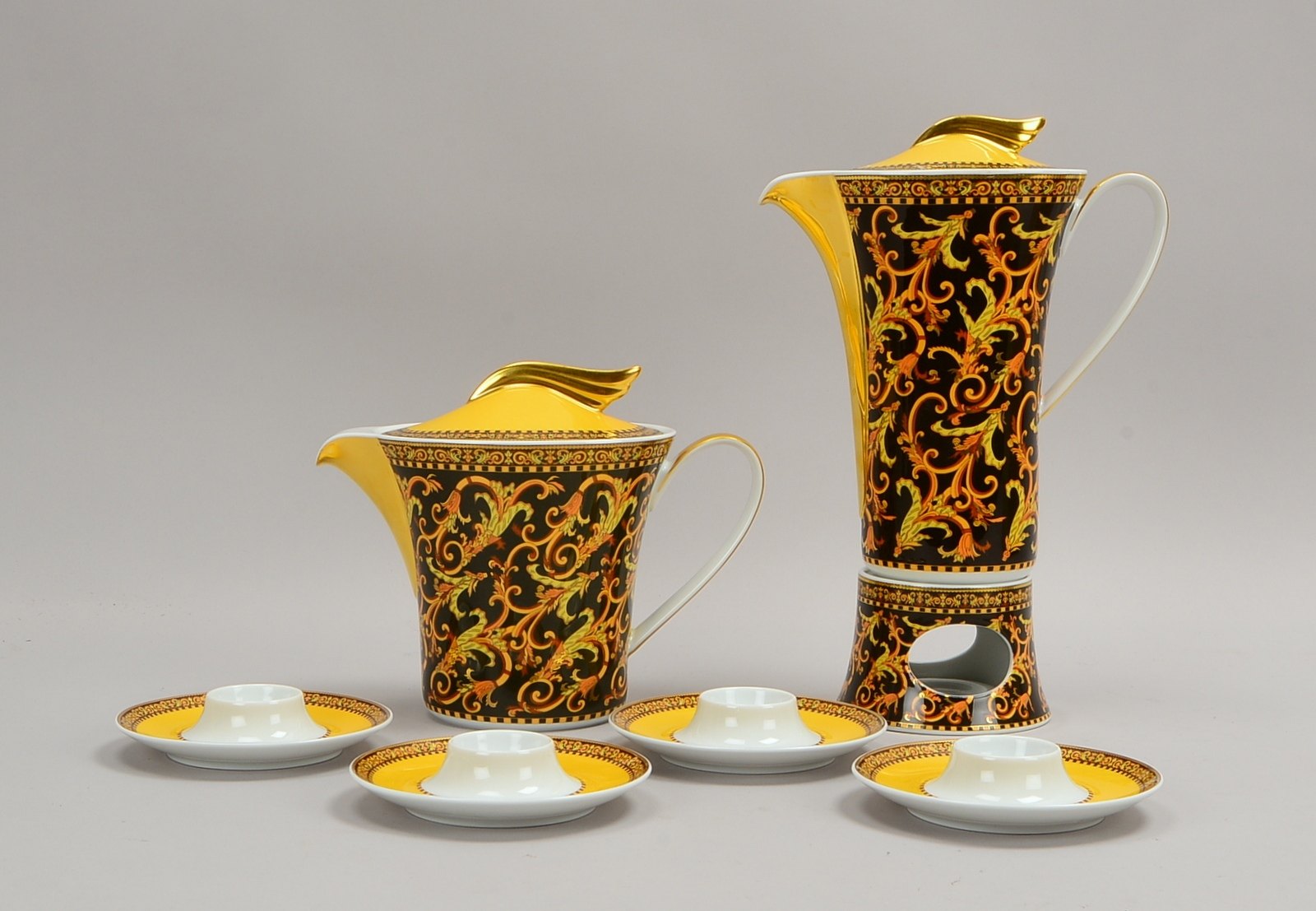 'Rosenthal meets Versace', Dekor 'Barocco': 2x Kannen, 1 Stövchen, 4x Eierbecher