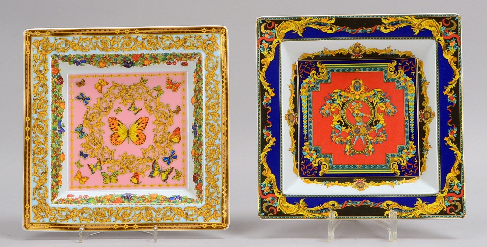 'Rosenthal meets Versace', 2 Porzellanschalen, quadratische Form, Maße 22 x 22 cm