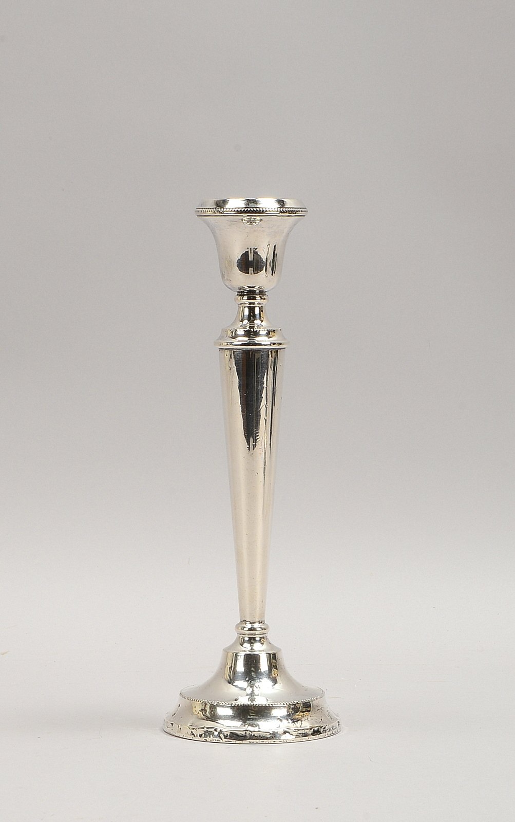 Fa. Lawrence & Lingard (1899), Tischkerzenleuchter, Sterlingsilber; Höhe 31 cm, Gew. 650 g