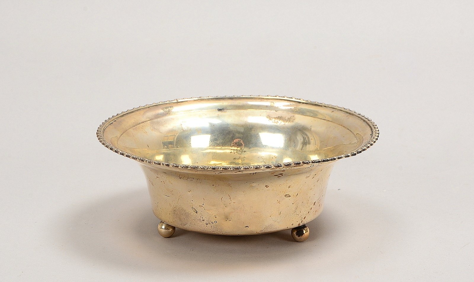Schale, 925 Sterling Silber, hochwandig, auf 3x Kugelfüßen; Ø 14,5 cm; Gew. 107 g