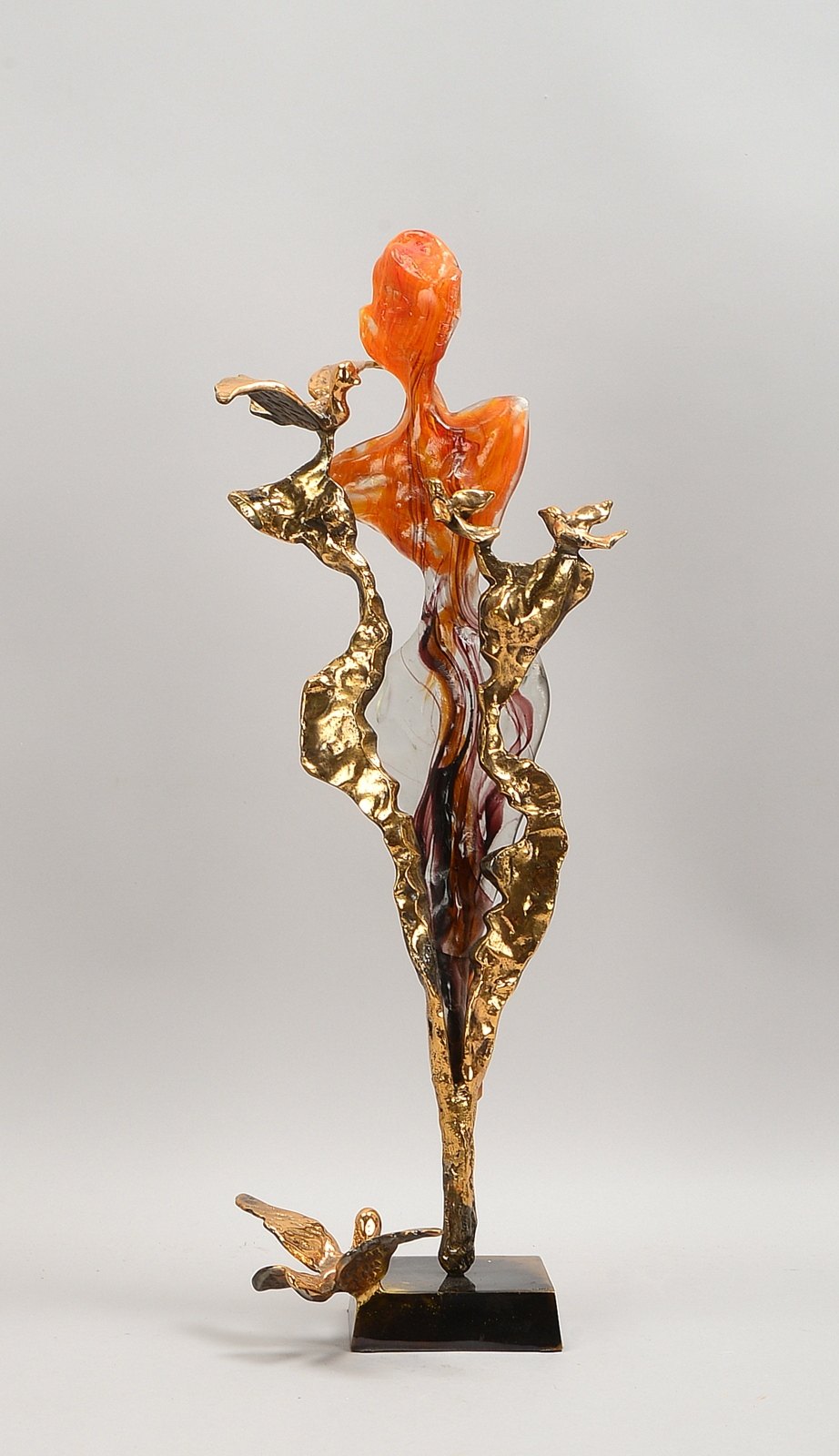 Lohe, Yves (*1947 Frankreich), Glasskulptur, 'Weibliche Figur', Bronze-Applikationen