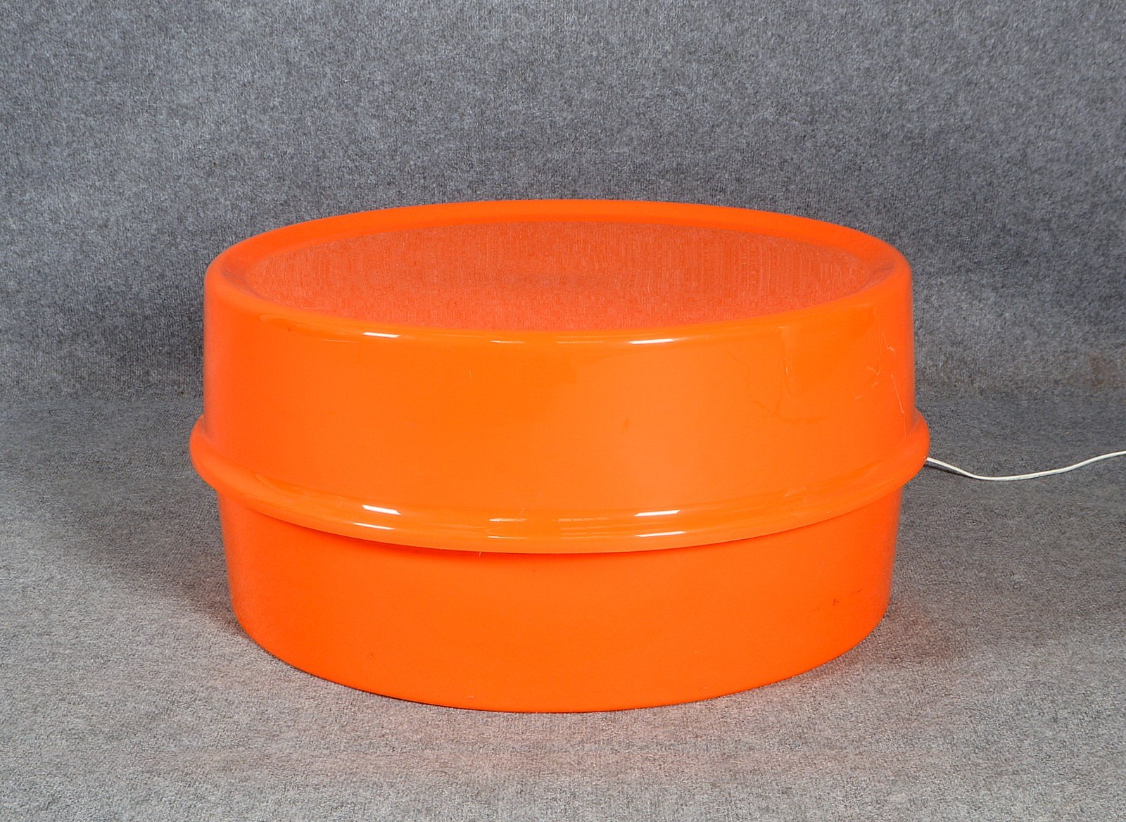 Louis Poulsen, Beistelltisch, 'Ilumesa', Kunststoff, elektrifiziert, Entwurf: Verner Panton
