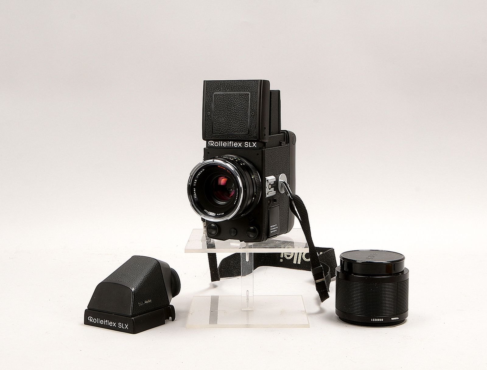 Rollei 'Rolleiflex SLX', mit 'Planar 1:2,8 - f=80 mm' und 'Rolleiflex 2x, 6006/SLX'