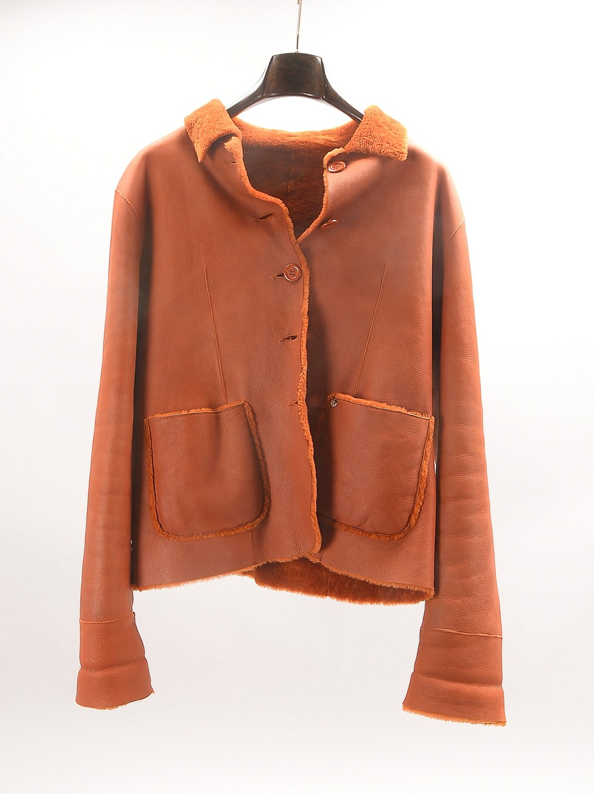 Pelzjacke (Pelz Matthiessen/Sylt), Lammfell-Wendejacke, kastanienfarben; Gr. 42/44