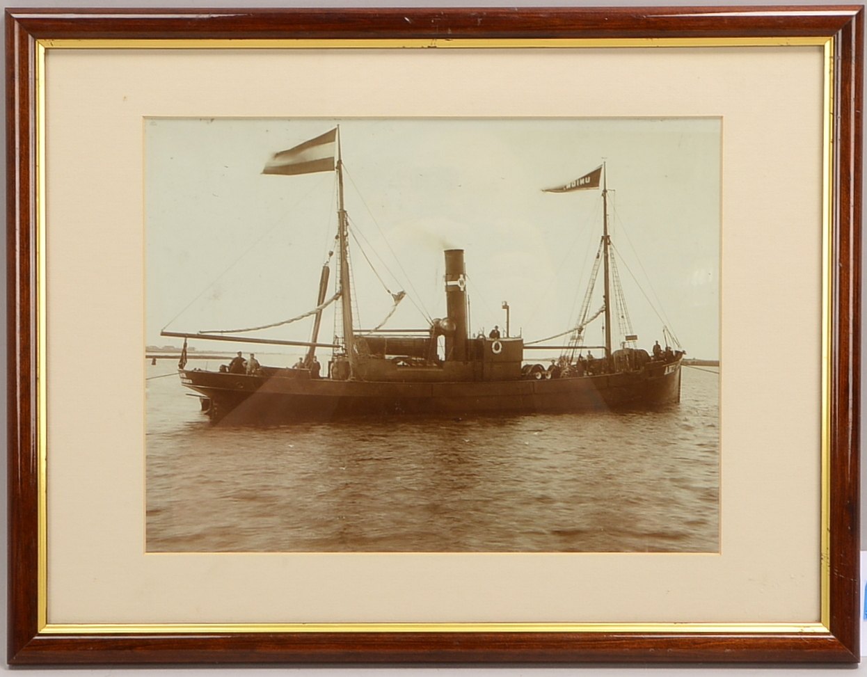Fotografie, 'Fischdampfer 'Union' der AWI/Aurich-Wilhelmshavener Reederei'