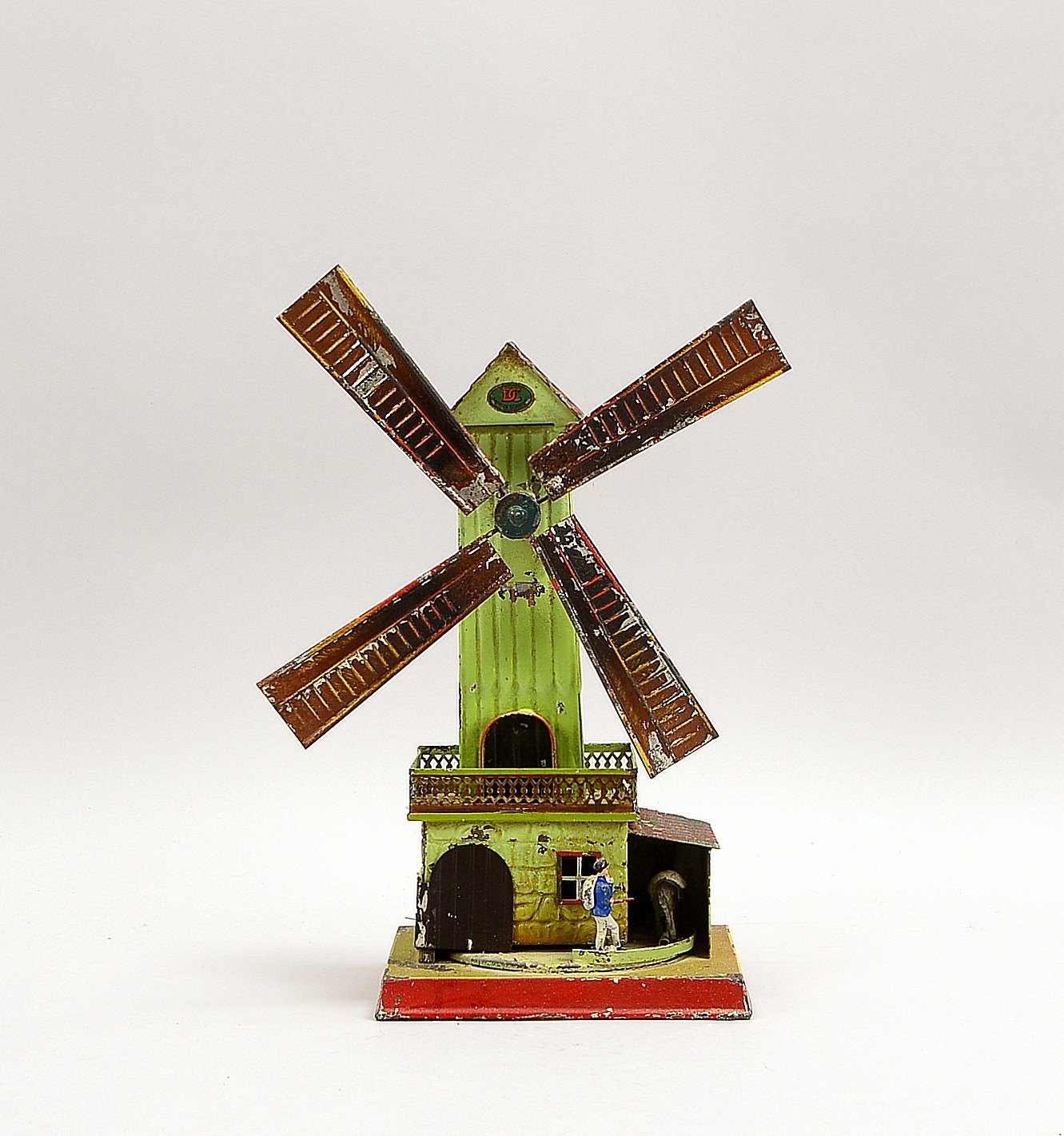 Fa. Doll & Co./Nürnberg, altes Blechspielzeug, 'Mühle mit Müller'; Höhe 34 cm