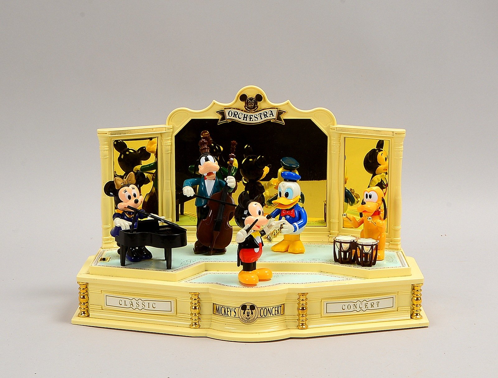 Takara/Japan, 'Mickey's Concert Orchestra' - 5x Walt Disney-Figuren als 'Musiker'