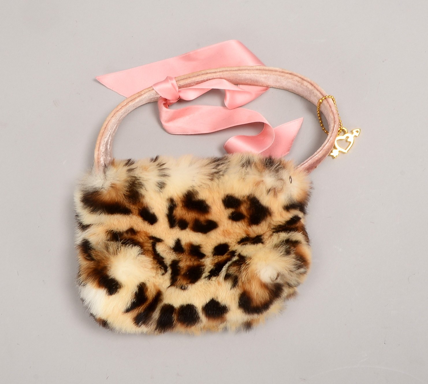 Blugirl Blumarine-Handtasche, Kunstfell, mit Samt-Tragegriff, verg. Anh., 'Amor'