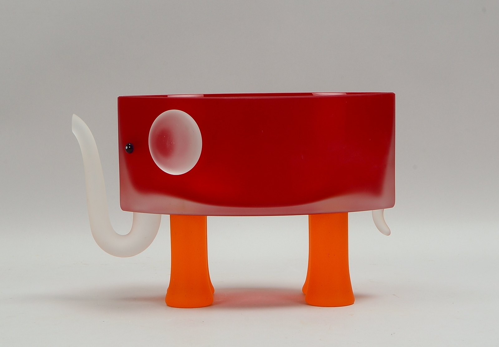 Glasstudio Borowski, figürl. Zierschale, 'Elefant', verschiedenf. Glas/mattiert; Höhe 22,5 cm