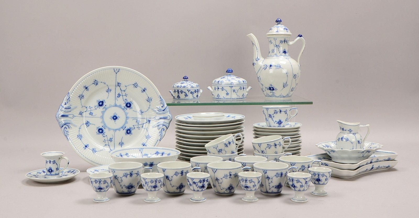 Royal Copenhagen, Kaffee-/Frühstücksporz. für 12 Pers., mit div. Teilen und Leuchter