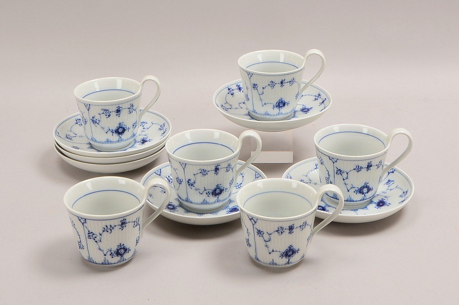Royal Copenhagen, 6-teiliger Satz Kakaotassen/groß, mit 6x Untertassen