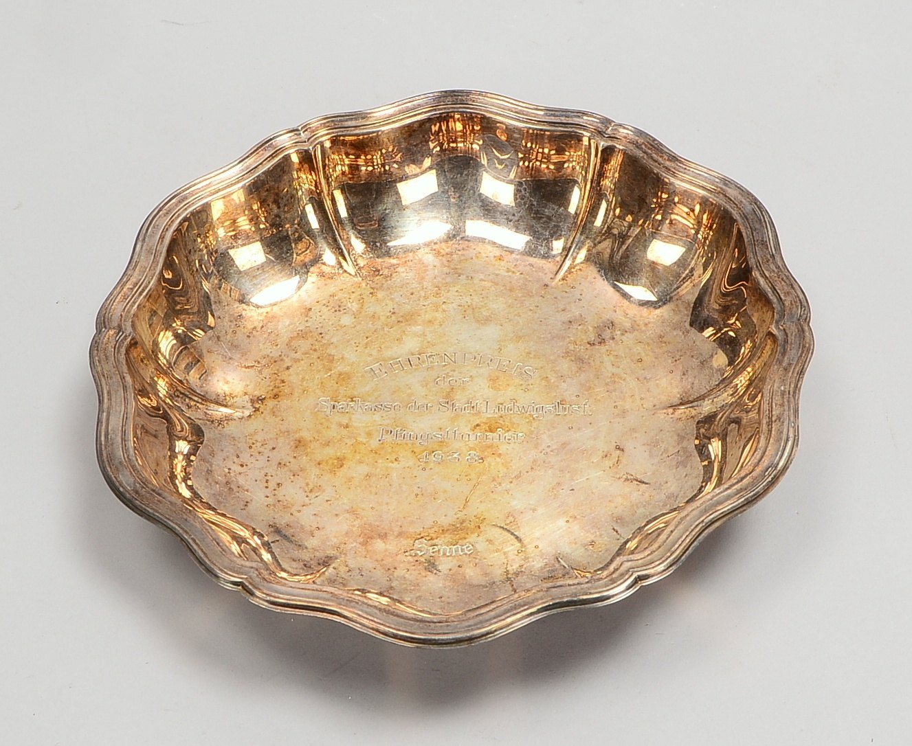 WMF-Schale, 835 Silber, Barockrand, im Spiegel graviert ('Ehrenpreis...'); Gew. 325 g