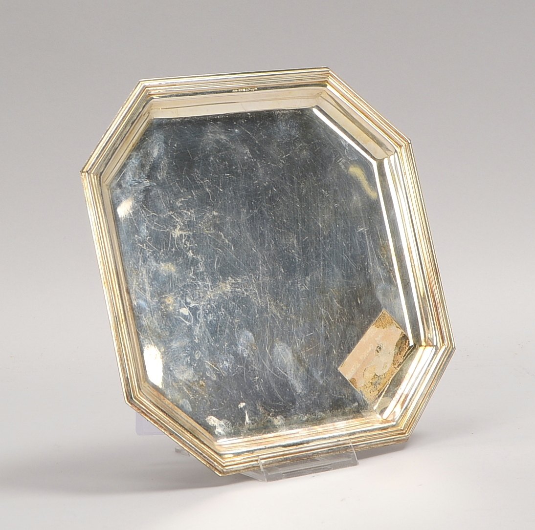 Greggio/Italien, Tablett, 800 Silber, oktogonale Form; Maße 22 x 22 cm, Gew. 248 g