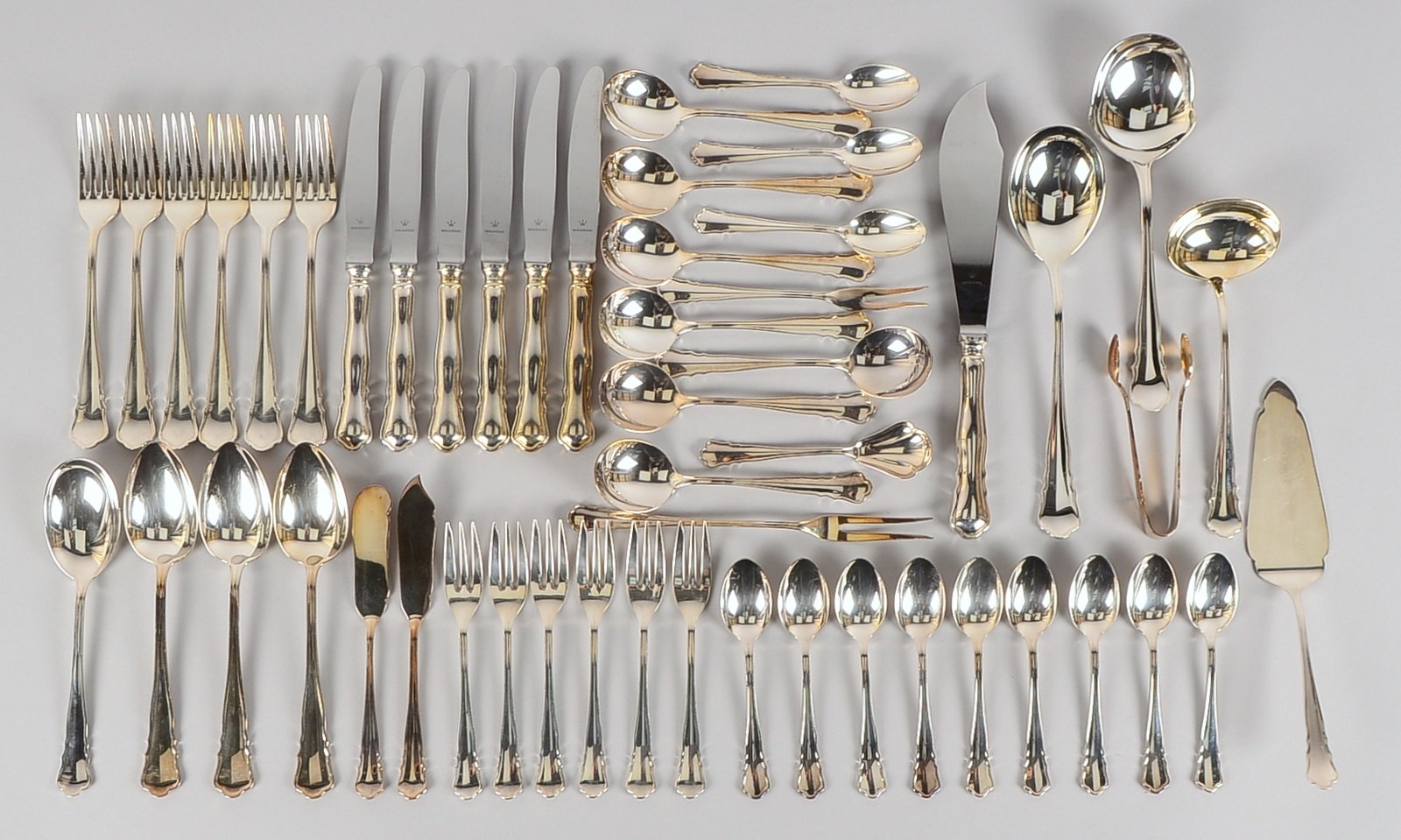 Wilkens, umfangreiches Tafelbesteck, 90 Silberaufl., Modell 'Chippendale', 52-tlg.