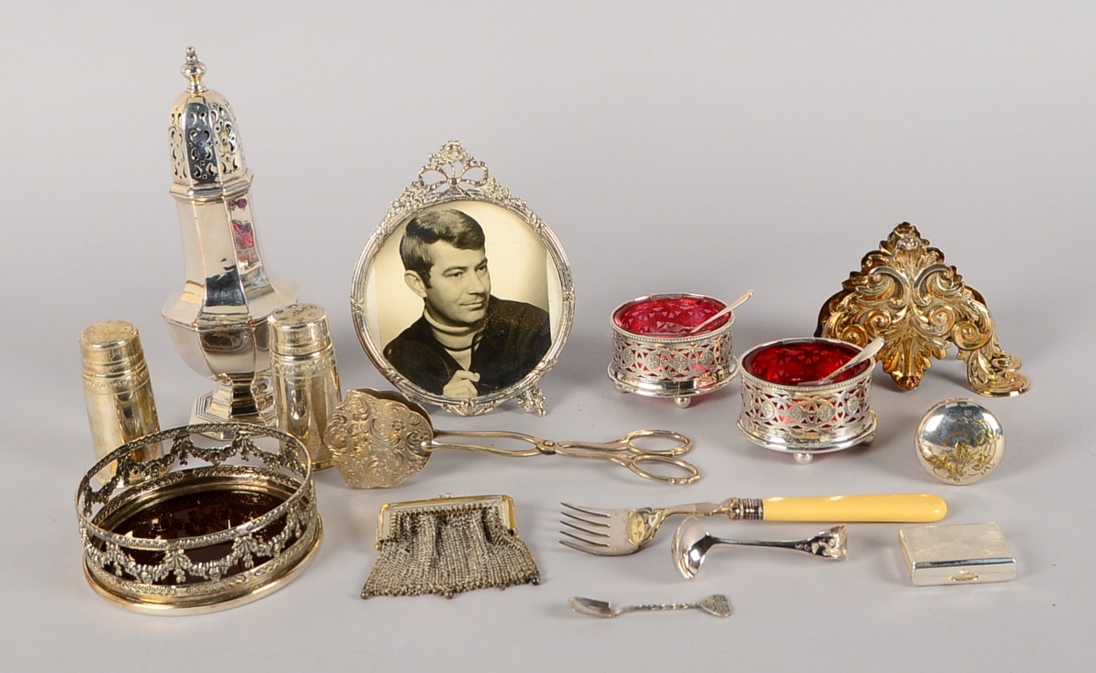 Konvolut Silber/Versilbertes, versch. Teile und Ausf. - div. Tisch-Accessoires