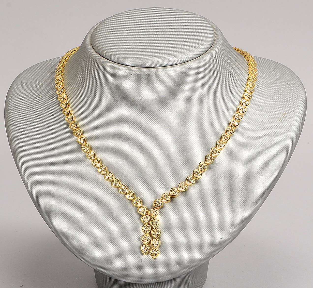 Collier, 750 GG (gest.), 92x herzf. Glieder/jeweils mit 3x kl. Brill./ca. 5,50 ct; Gew. 42,80 g