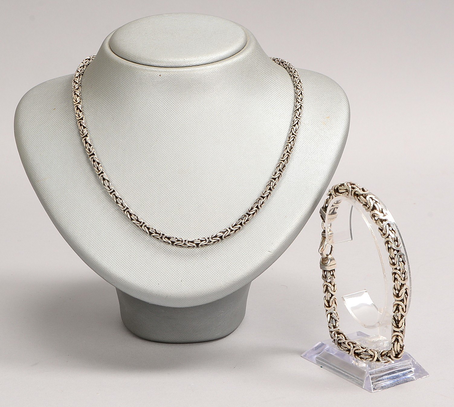 'Königskette' und passendes Armband, 925 Sterlingsilber, mit Karabinerschli.; Gew. 72 g