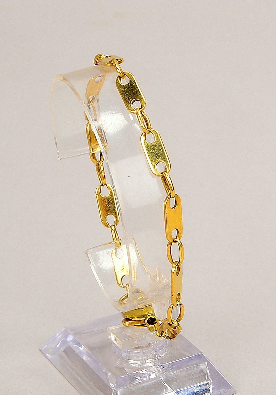 Armband, 585 GG (gest.), mit Karabinerschließe; Länge 20 cm, Gew. 11 g